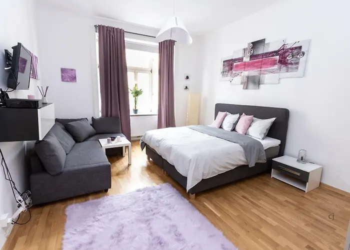 Winning Apartments By Steiner Rentals