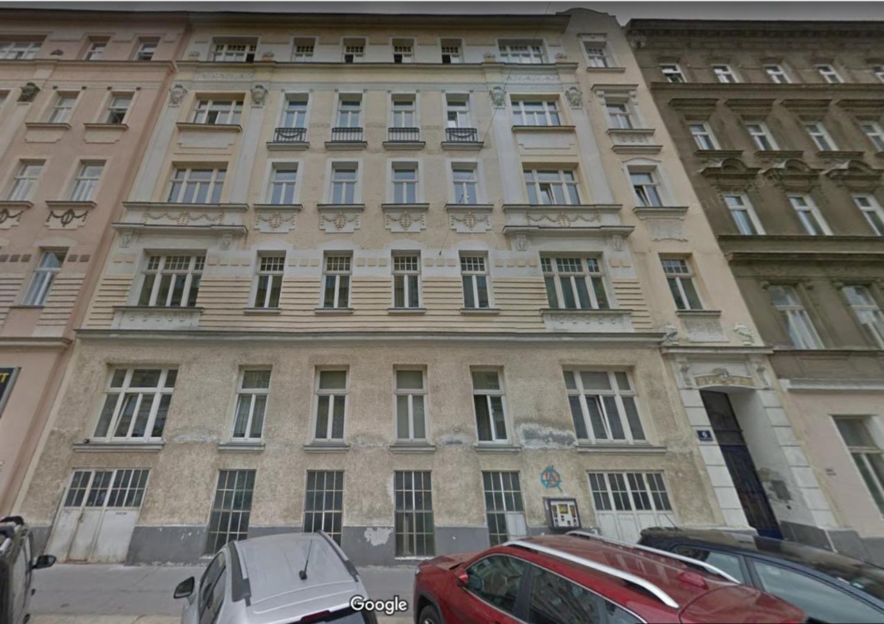 Apartment Winning By Steiner